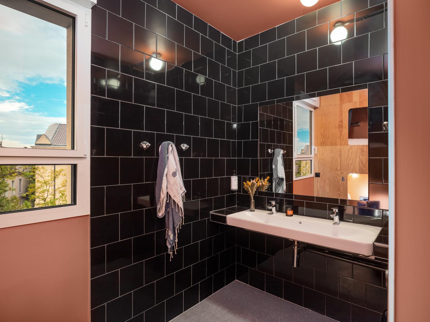 Hotel Eklo Montpellier Centre Gare Zewnętrze zdjęcie